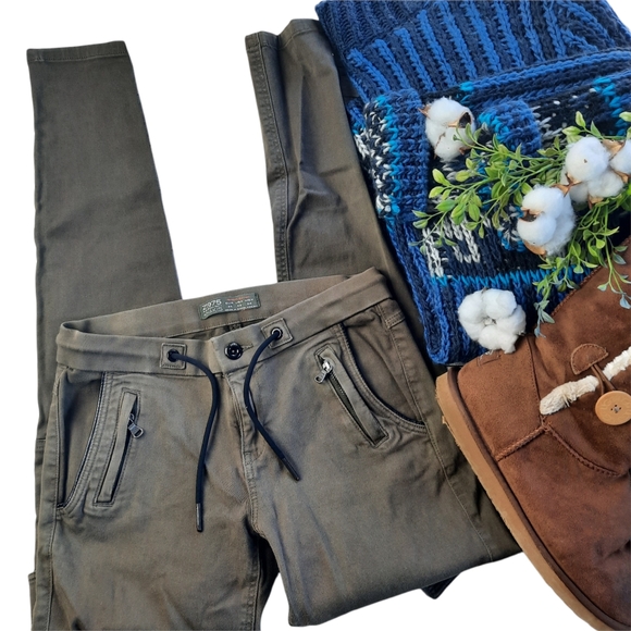 Zara 1975 Special Edition Khaki Skinny Cargos